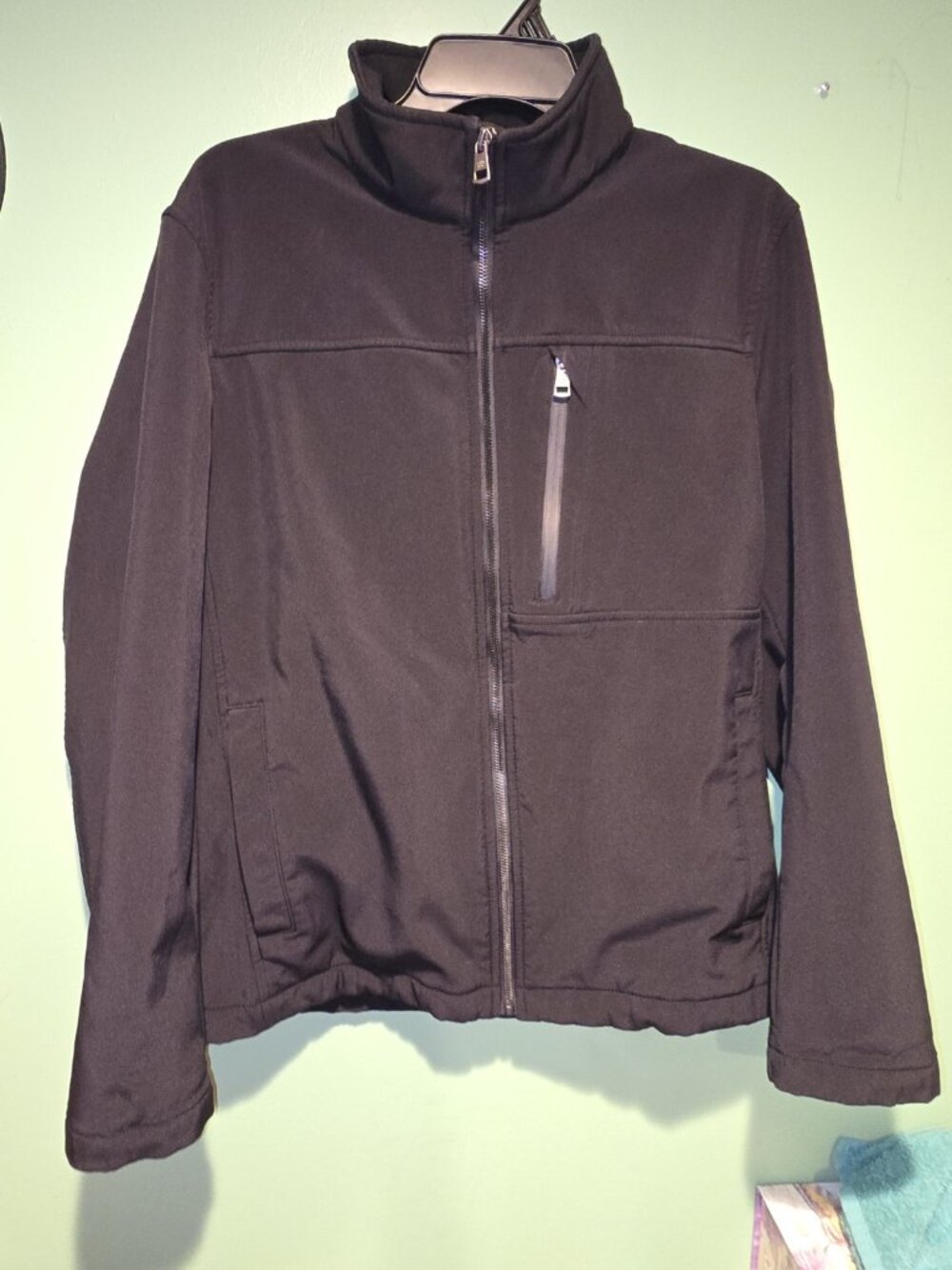 Calvin Klein Men's Black Softshell Jacket Water Resistant 4 Way Stretch
